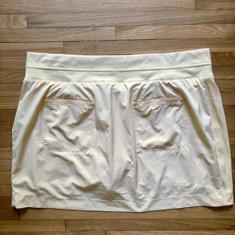 Athleta‎ Brooklyn Butter Yellow Tennis Skort Womens 20 Pickleball Activewear Gym